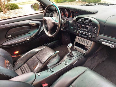 2004 Porsche 911 Carrera 4S