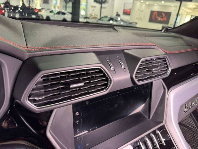 2019 Lamborghini Urus