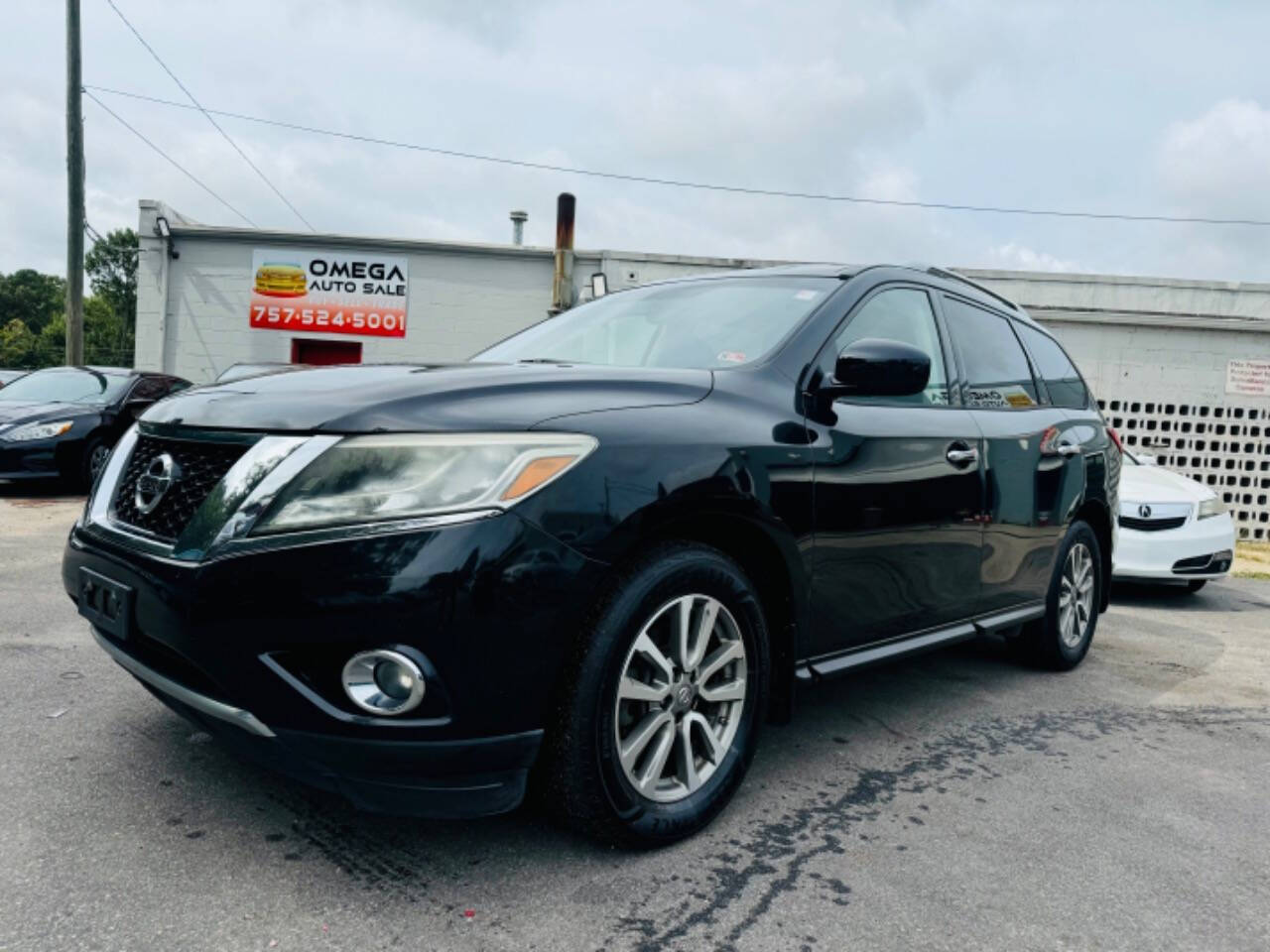 2015 Nissan Pathfinder for sale at Omega Auto Sales in Chesapeake, VA