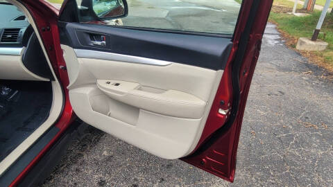 2011 Subaru Outback 2.5i Premium