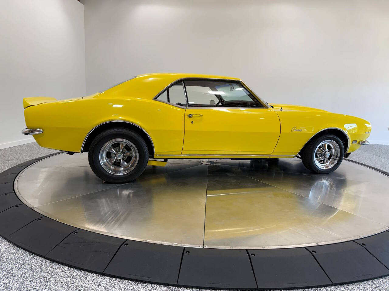 1968 Chevrolet Camaro 21