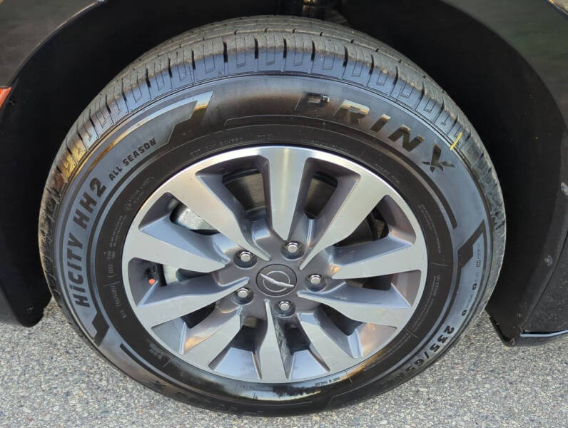 2023 Chrysler Pacifica Plug-In Hybrid Touring L