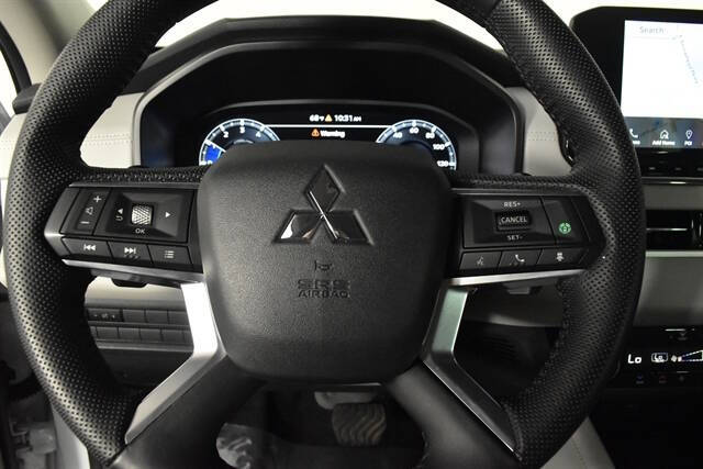 2023 Mitsubishi Outlander SEL