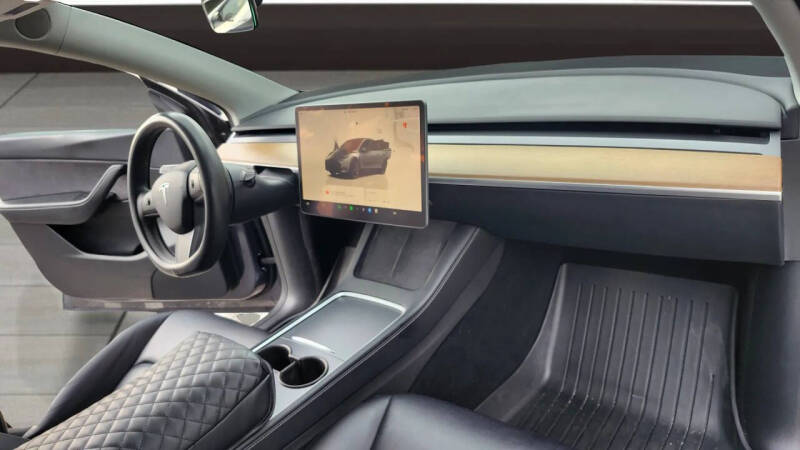 2022 Tesla Model Y Long Range