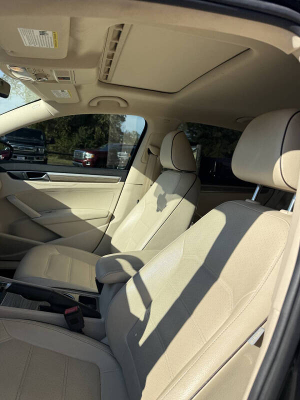 2018 Volkswagen Passat 2.0T SE