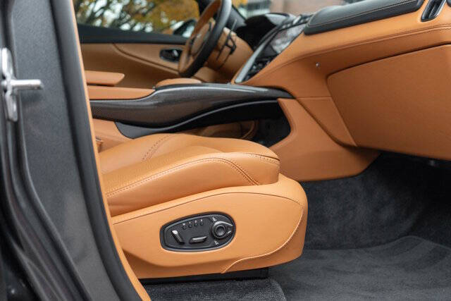 2024 Aston Martin DBX 707