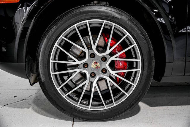 2022 Porsche Cayenne S