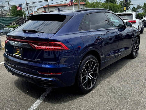 2019 Audi Q8 quattro Premium Plus 55 TFSI