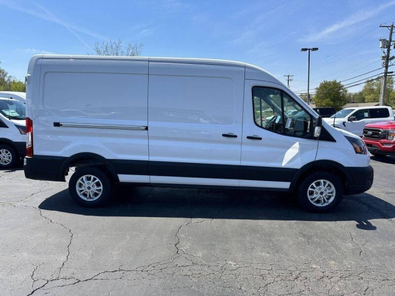 2023 Ford E-Transit