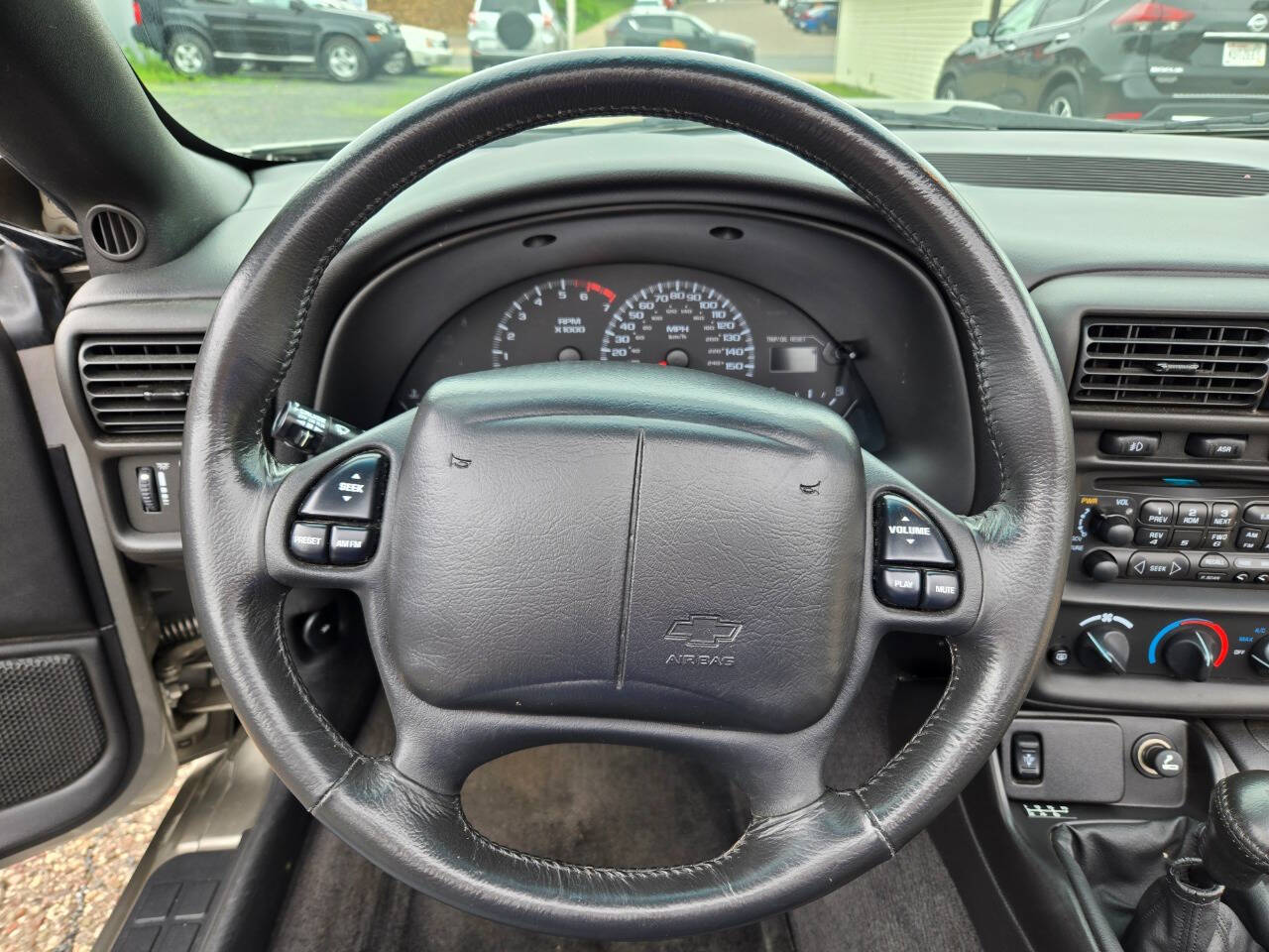 2002 Chevrolet Camaro 112