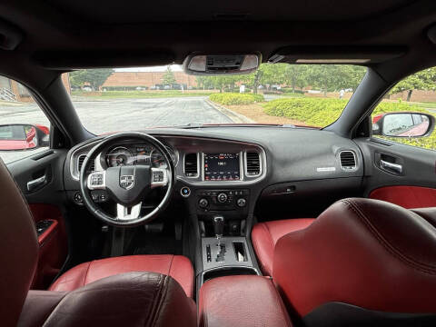 2012 Dodge Charger R/T Plus