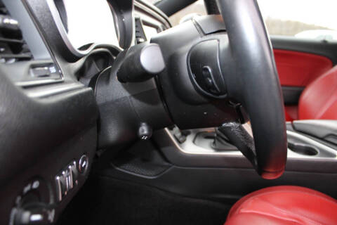 2015 Dodge Challenger SXT Plus