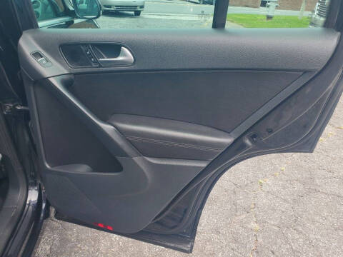 2017 Volkswagen Tiguan 2.0T Sport 4Motion