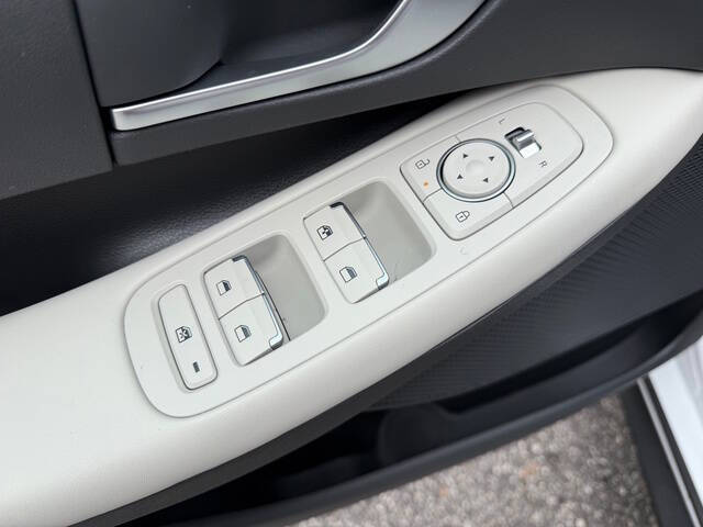 2025 Hyundai Sonata SE