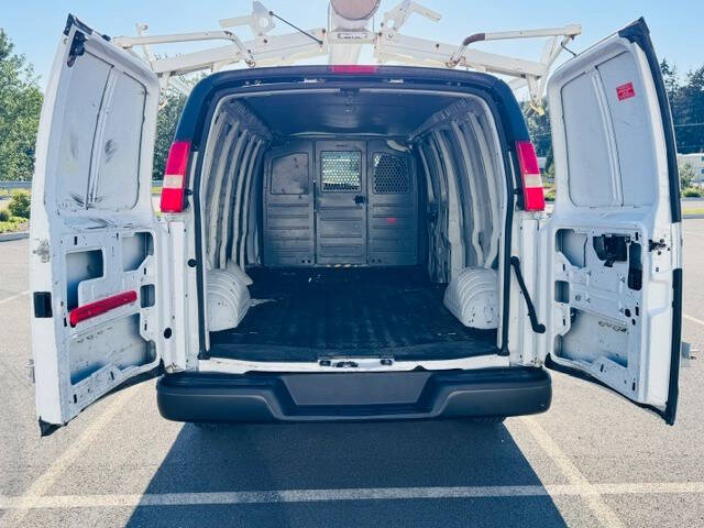 2011 GMC Savana 2500