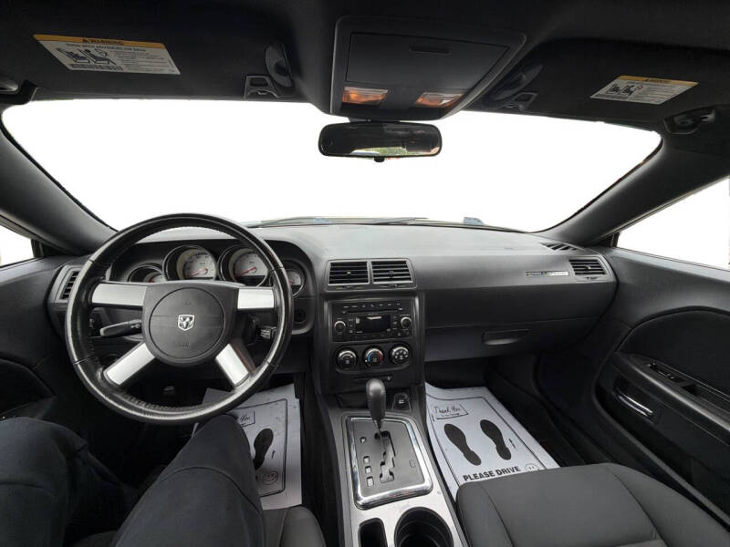 2010 Dodge Challenger SE