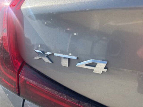 2025 Cadillac XT4 Premium Luxury