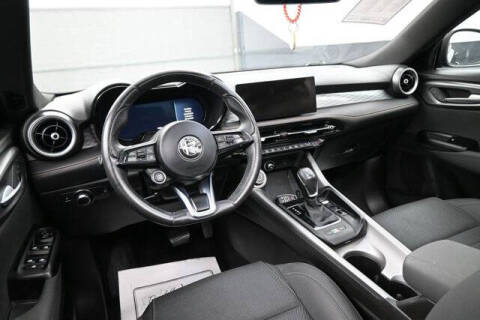 2024 Alfa Romeo Tonale Hybrid Ti