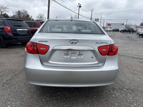 2010 Hyundai Elantra Blue