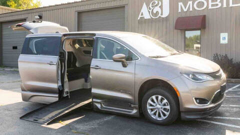 2018 Chrysler Pacifica Touring Plus