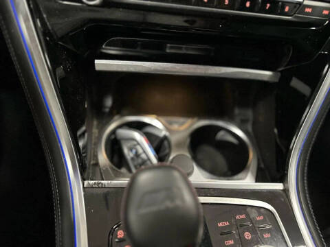 2021 BMW M8