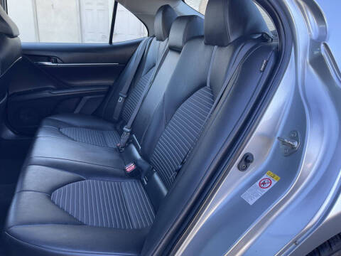 2018 Toyota Camry SE