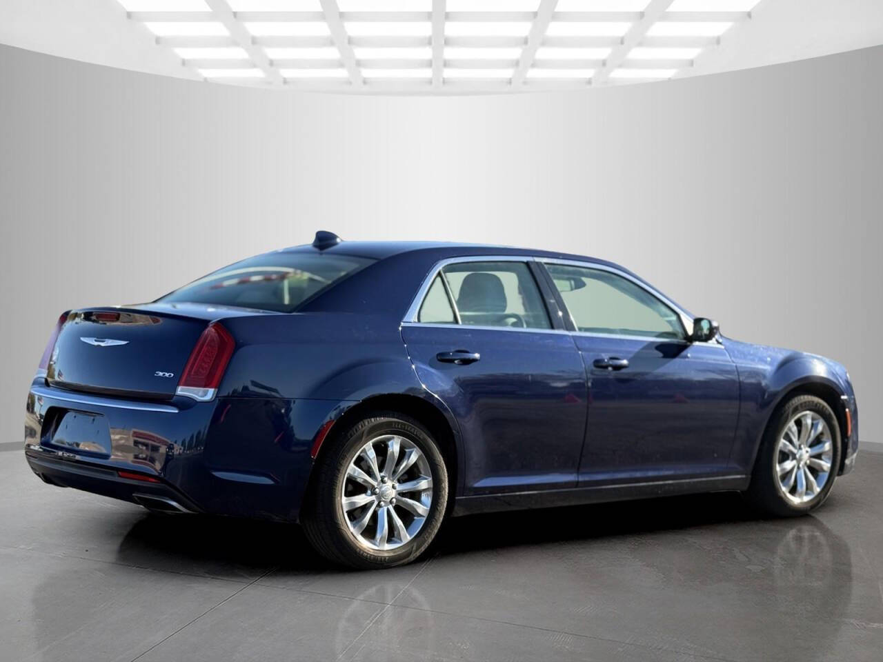 2017 Chrysler 300 for sale at Used Cars Toledo in Oregon, OH