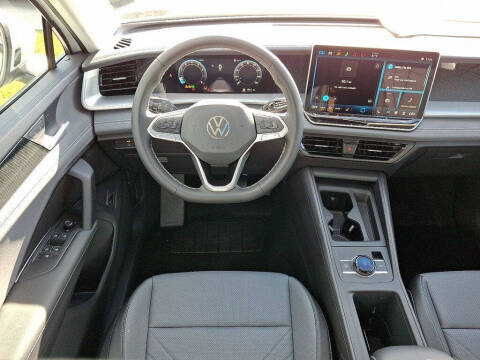 2026 Volkswagen Tiguan SE 4Motion