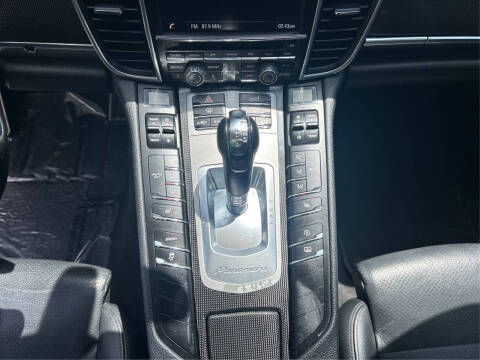 2015 Porsche Panamera