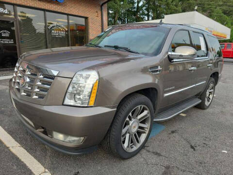 2014 Cadillac Escalade for sale at Sawnee Mountain Motors in Cumming GA