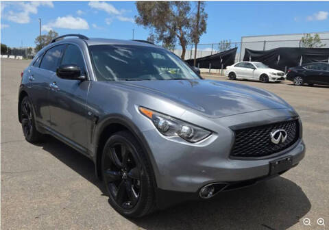 2017 Infiniti QX70