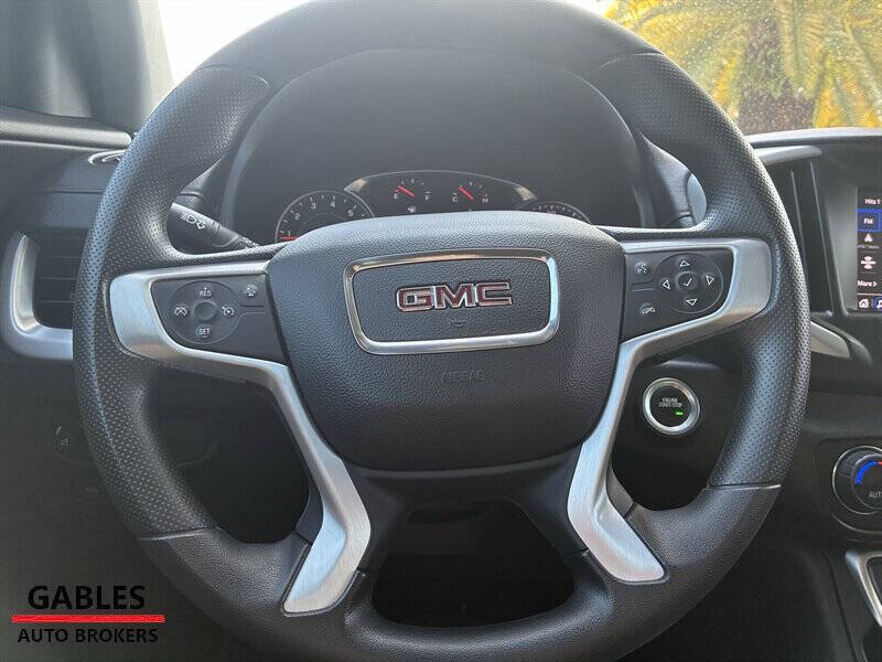 2024 GMC Terrain SLE