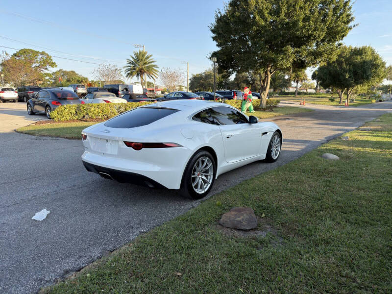 2018 Jaguar F-TYPE 296HP