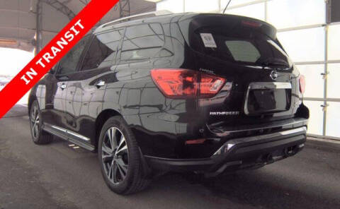 2017 Nissan Pathfinder Platinum