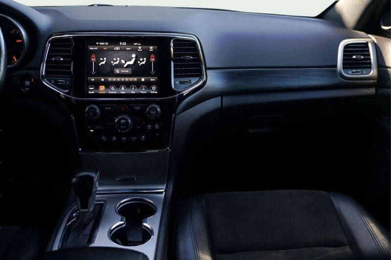 2020 Jeep Grand Cherokee Altitude