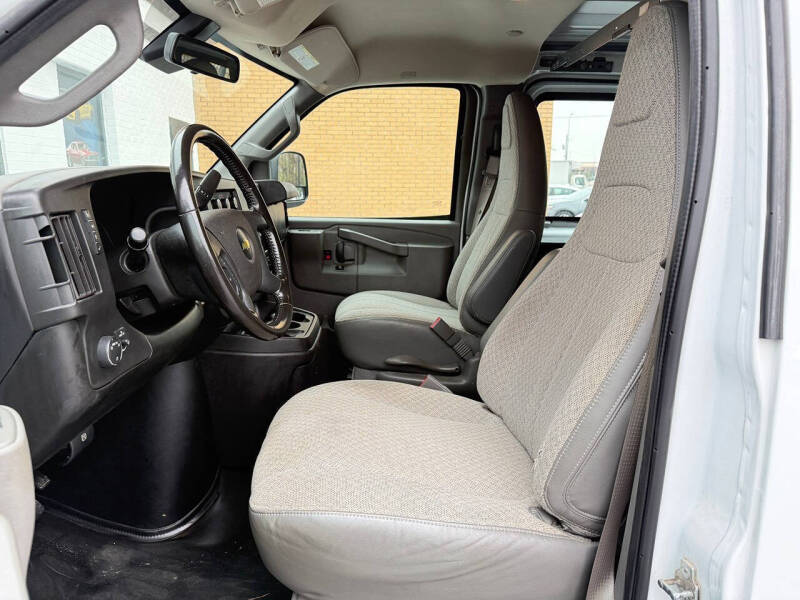 2020 Chevrolet Express 3500