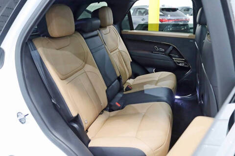 2025 Land Rover Range Rover Sport P460e Dynamic SE