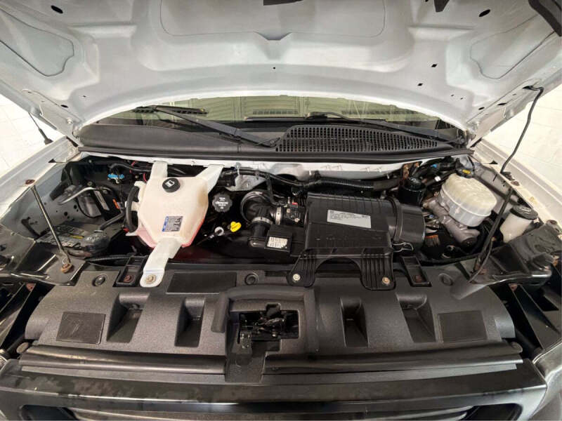 2018 GMC Savana 2500