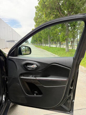 2014 Jeep Cherokee Trailhawk