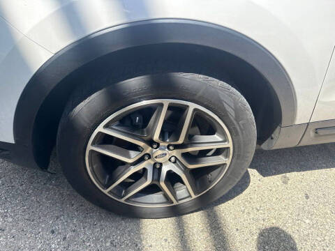 2019 Ford Explorer Sport