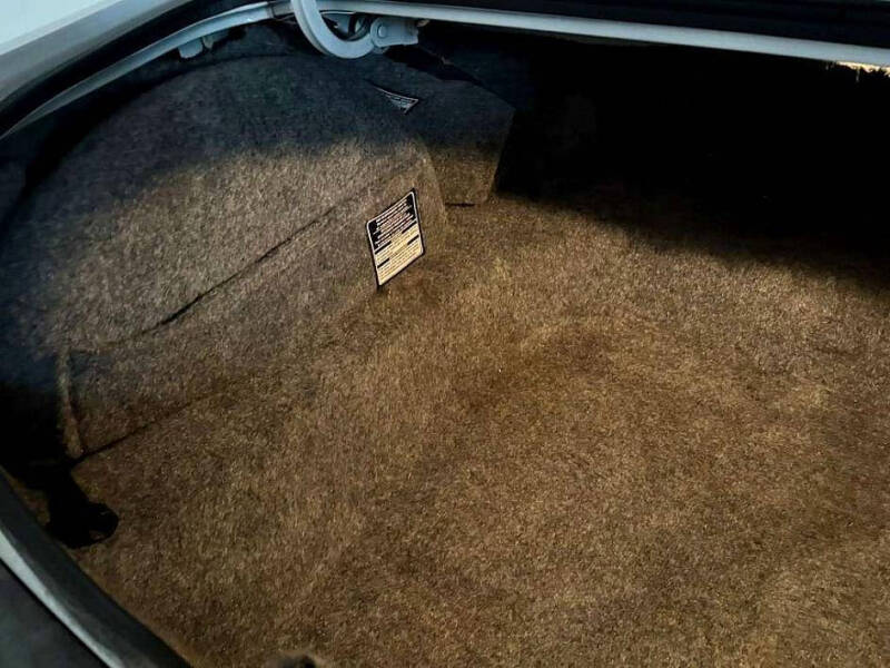 1990 Lincoln Mark VII LSC