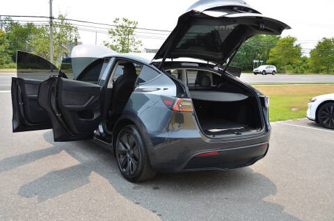 2025 Tesla Model Y Long Range