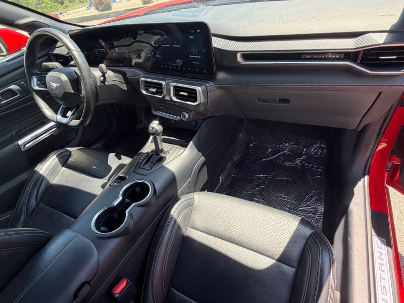 2024 Ford Mustang EcoBoost Premium