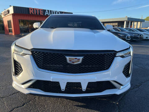 2021 Cadillac CT4 Premium Luxury