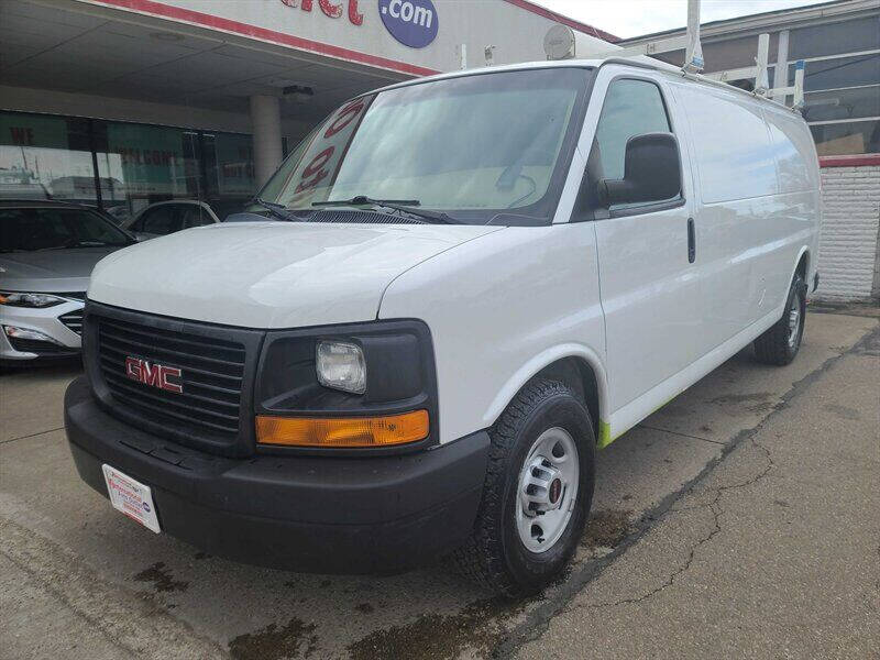 2017 GMC Savana 2500
