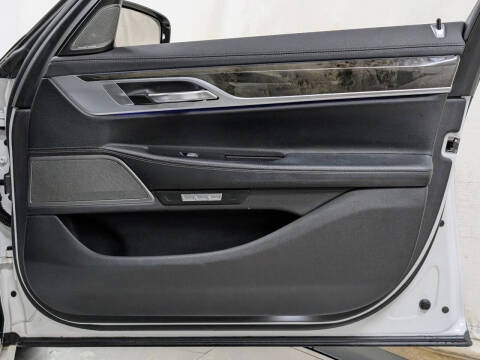 2018 BMW 7 Series 740e xDrive iPerformance