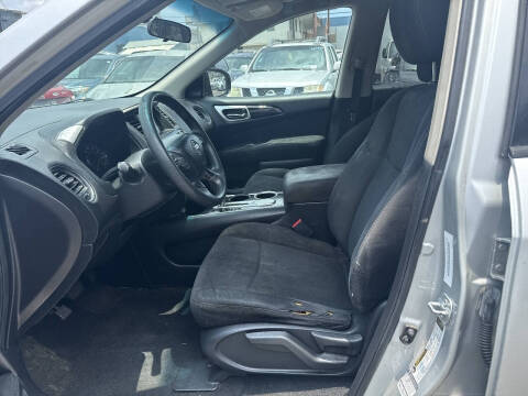 2015 Nissan Pathfinder S