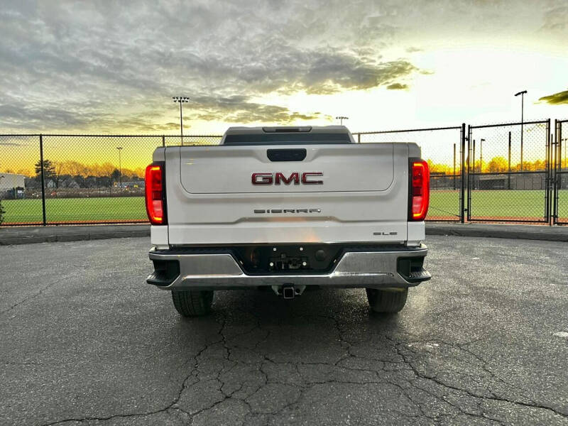 2022 GMC Sierra 1500 SLE