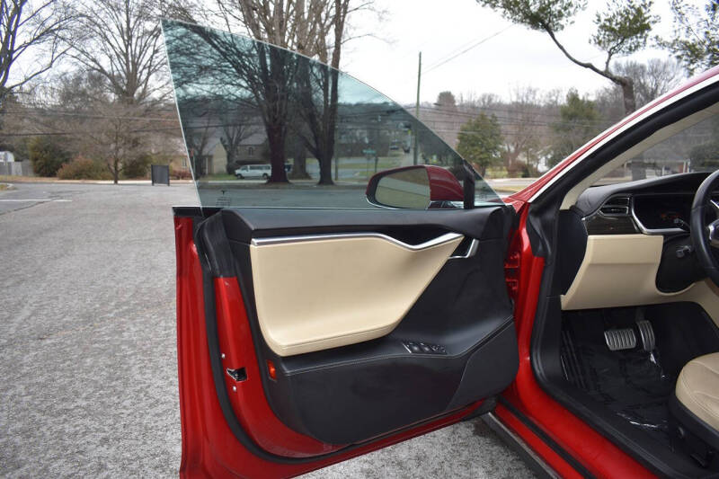 2014 Tesla Model S P85