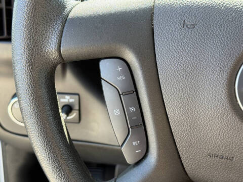 2024 Chevrolet Express 2500